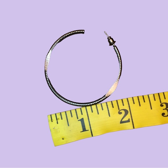 Black Ribbed Hoop Earrings, NWOT  **3 for $15* - Picture 3 of 8